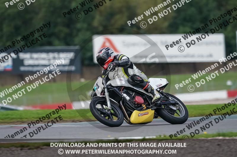 donington no limits trackday;donington park photographs;donington trackday photographs;no limits trackdays;peter wileman photography;trackday digital images;trackday photos